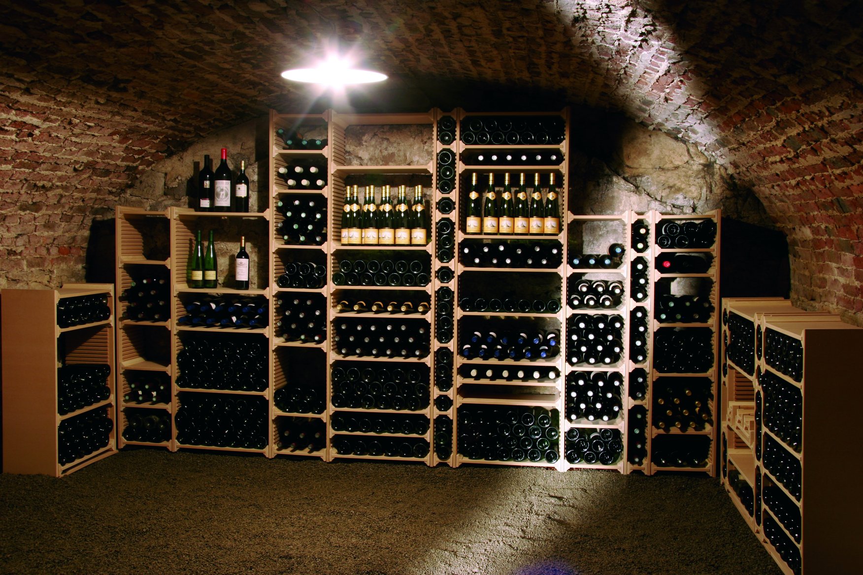 Picla  Aménagement, rangements et climatisation pour caves à vin